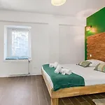 Homey Forest - Hypercentre - Proche Gare Et Tram - Wifi & Netflix *